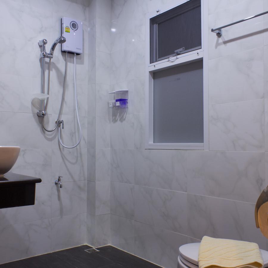 Suan Dok Gate Guesthouse Chiang Mai Esterno foto